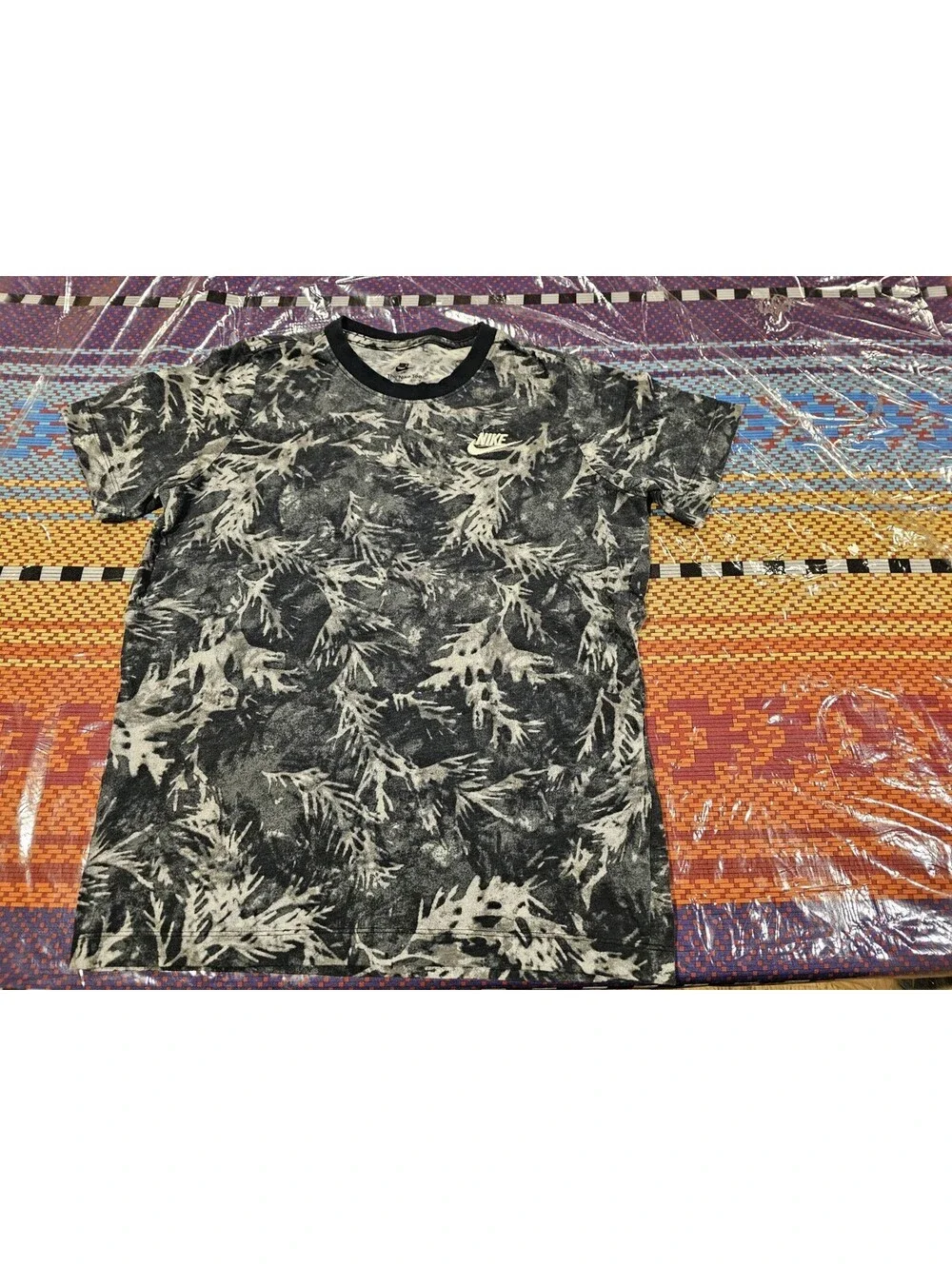 Nike Big Kids Boys Large Mixed Dark Grey And Light Grey Shirt Camo